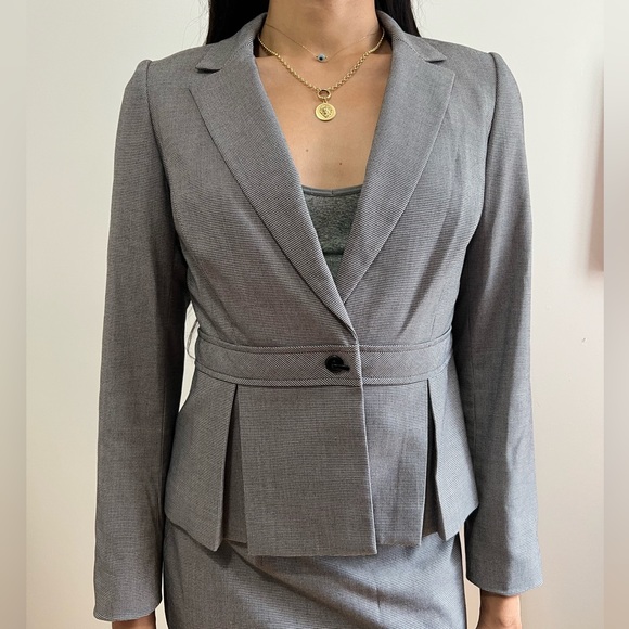 CALVIN KLEIN WOMENS WORK SUIT - Picture 1 of 3